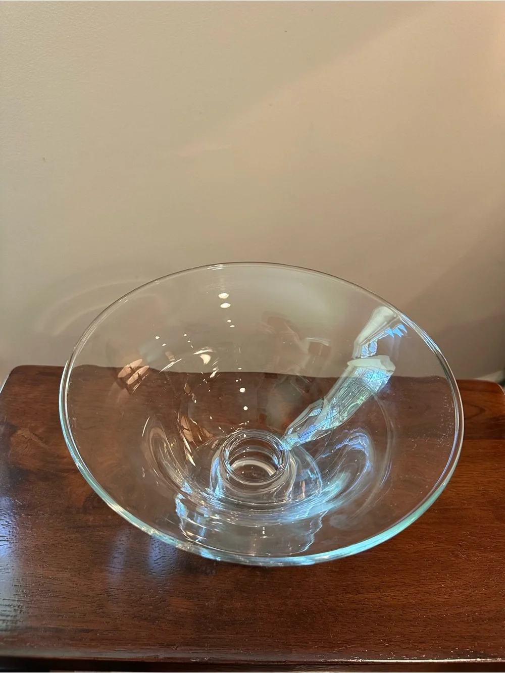 Glass, footed serving bowl • serveware